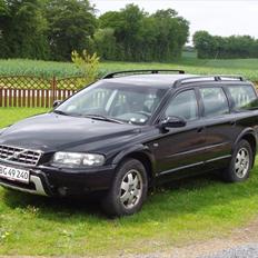 Volvo xc 70 cross country