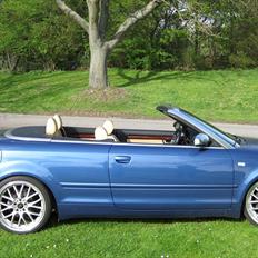 Audi A4 3,0 cabriolet ** SOLGT **