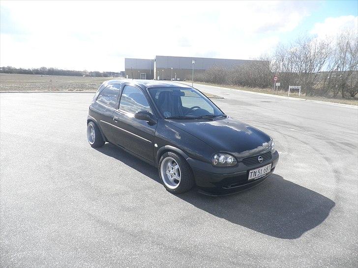 Opel corsa b sport billede 2