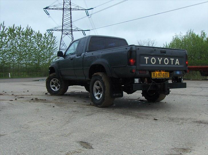 Toyota HiLux *SOLGT* billede 7
