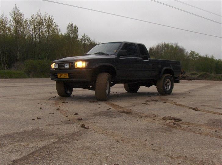 Toyota HiLux *SOLGT* billede 8