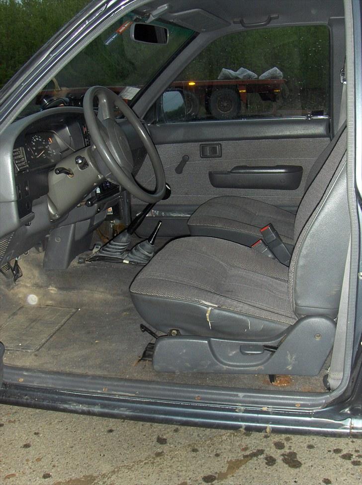 Toyota HiLux *SOLGT* billede 9