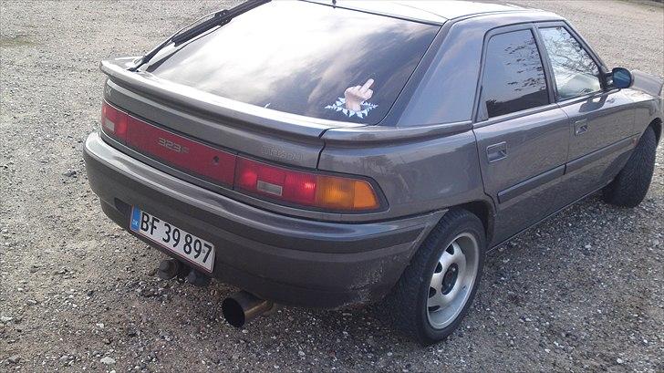 Mazda 323 f byttet til golf 3 billede 6