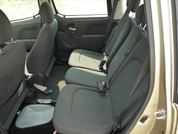 Toyota yaris verso billede 15