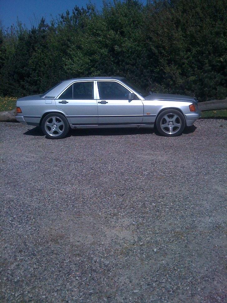 Mercedes Benz 190e  (SOLGT) billede 12