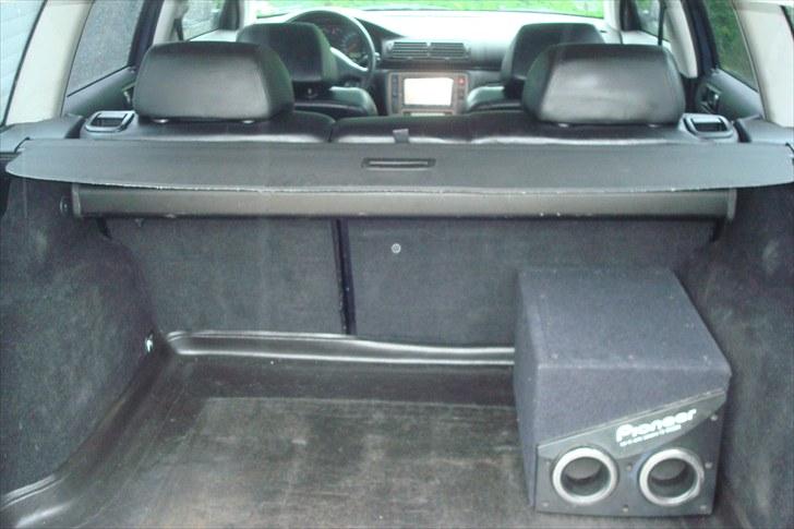 VW Passat Trendline Variant billede 15