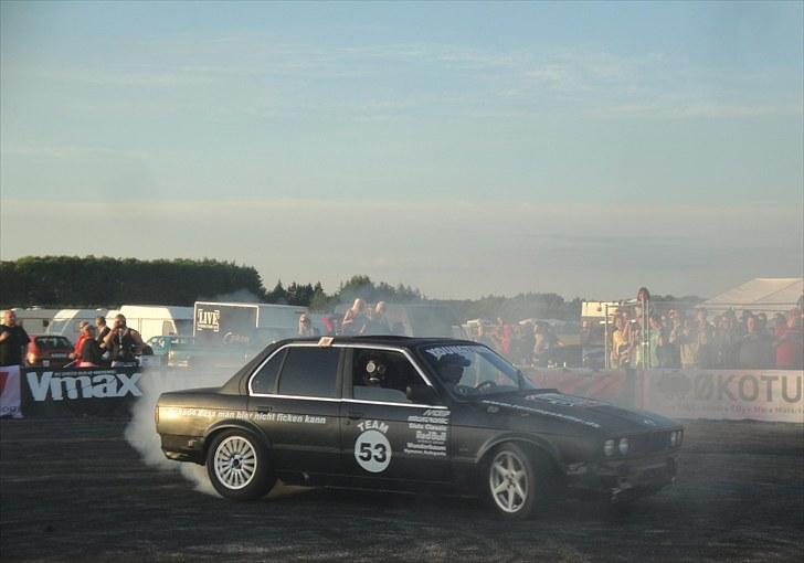 BMW 325i brænderbil dhb 2010 billede 13