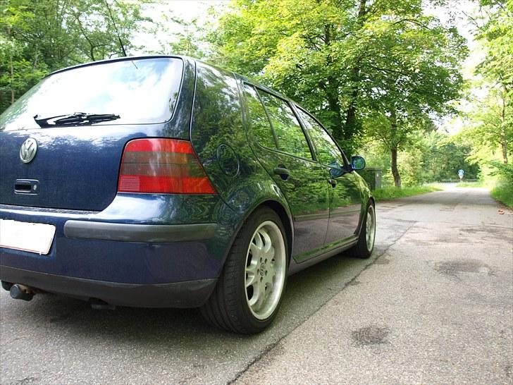 VW Golf 4 2,0 (SOLGT) billede 4