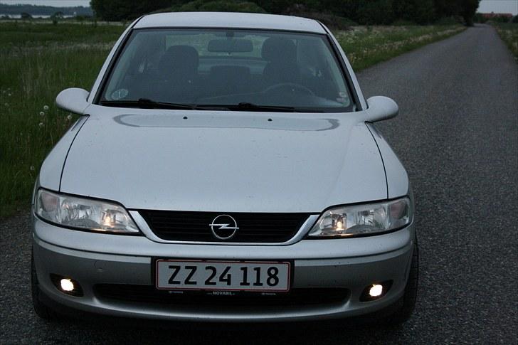 Opel Vectra B 1.8 16v billede 1