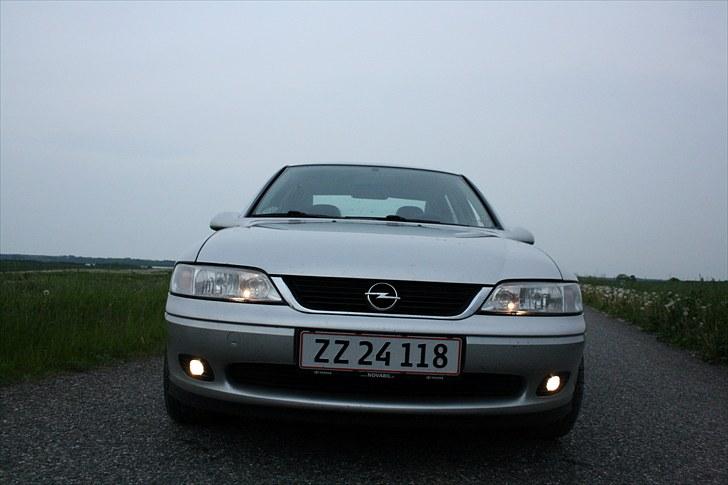 Opel Vectra B 1.8 16v billede 2