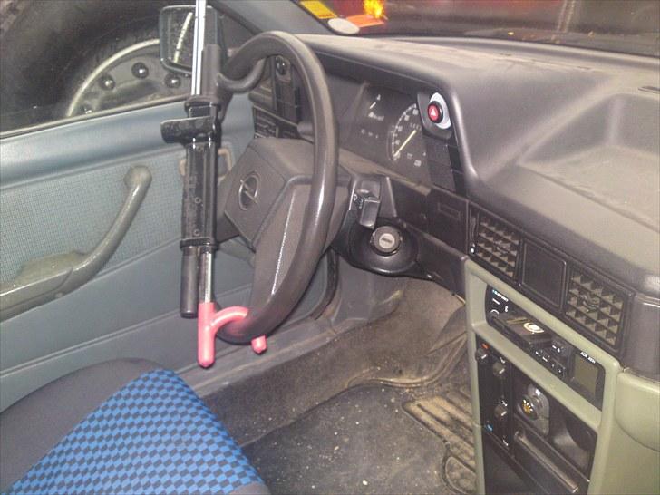 Opel Kadett 1,3 S billede 11