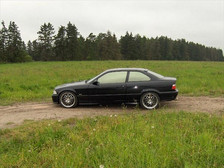 BMW E36 Coupe SOLGT billede 1