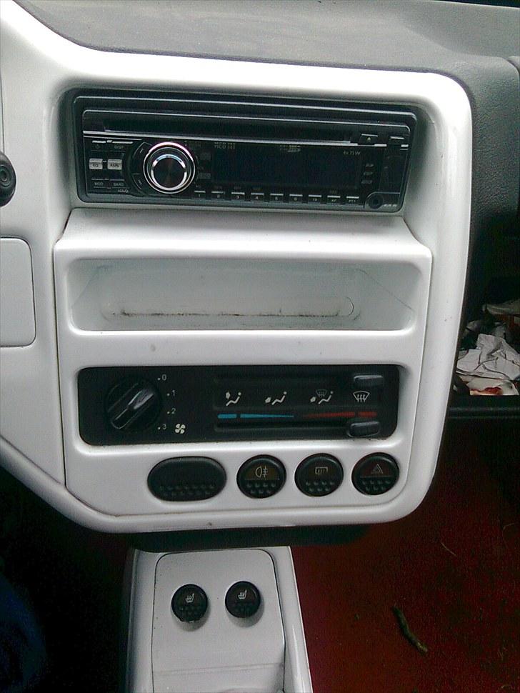 Peugeot 106 rally 1.3 solgt billede 6