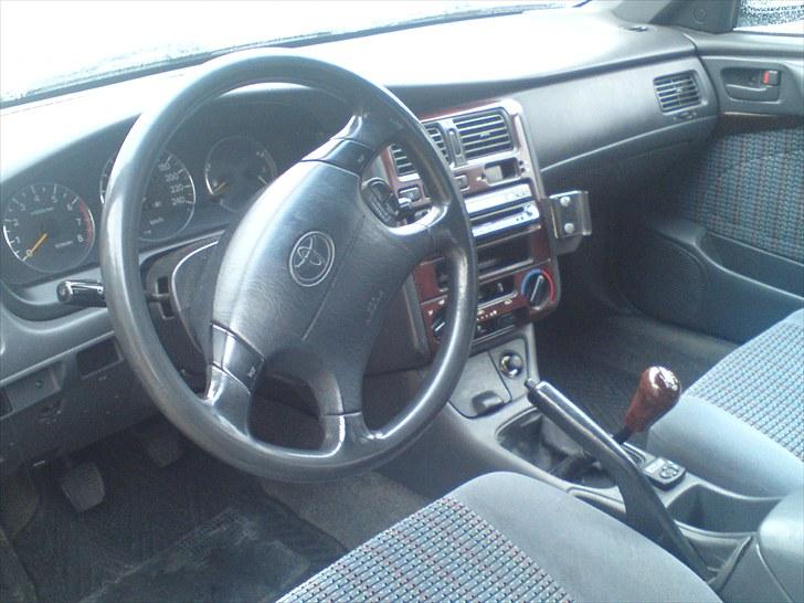 Toyota carina e 2,0 gli (solgt) billede 8