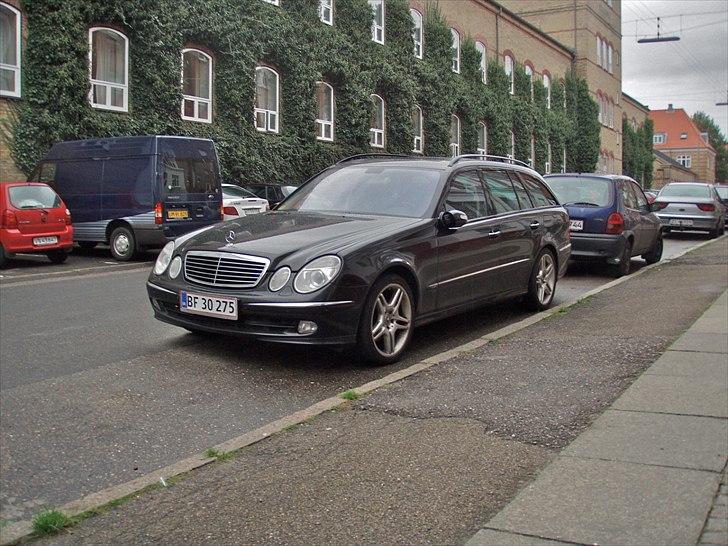 Mercedes Benz E320(Solgt) billede 2