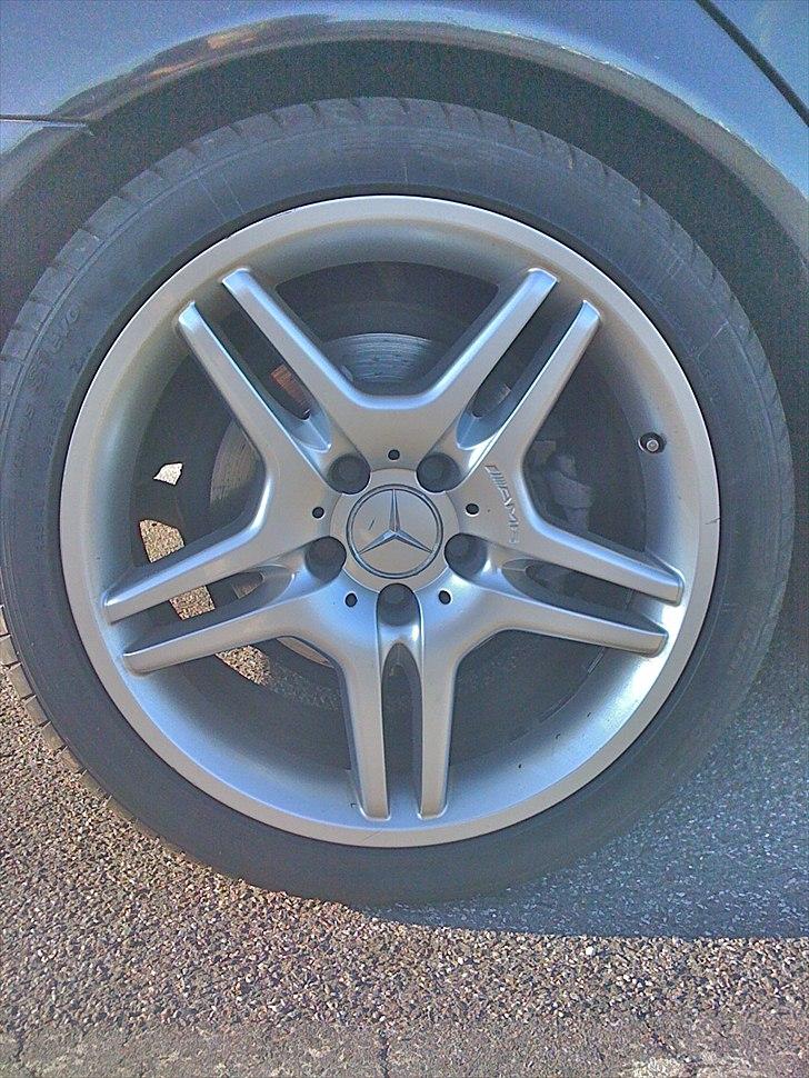 Mercedes Benz E320(Solgt) - 18 tommer AMG fælge billede 5