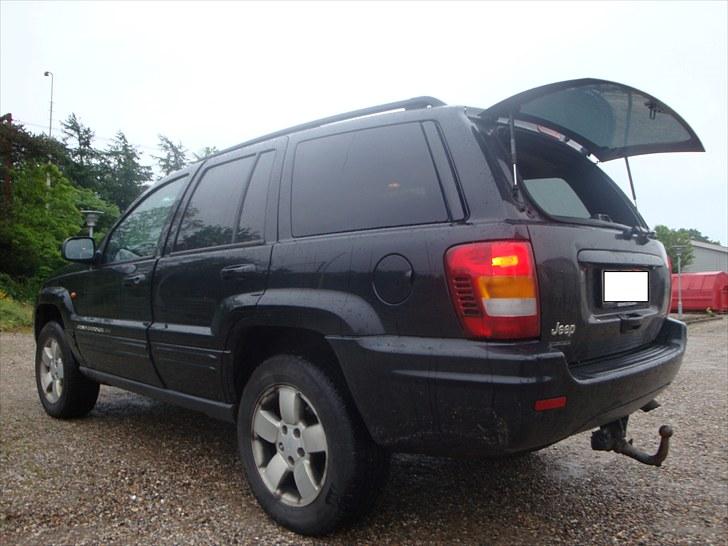 Jeep grand cherokey 2,7 solgt. - det vindue er er perfekt når man har hund:-) billede 4
