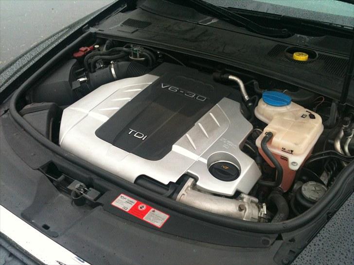 Audi A6 3,0 TDi Quattro. SOLGT. billede 16