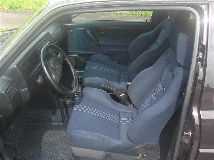 VW golf  GTI 16v Edition one - kabine har været v sadelmager og fået nyt liv- dejlige sæder billede 18