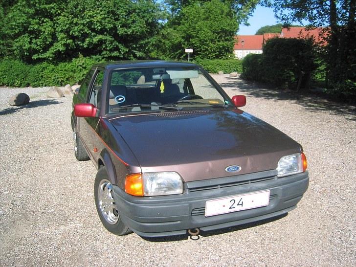 Ford escort savoy  billede 3