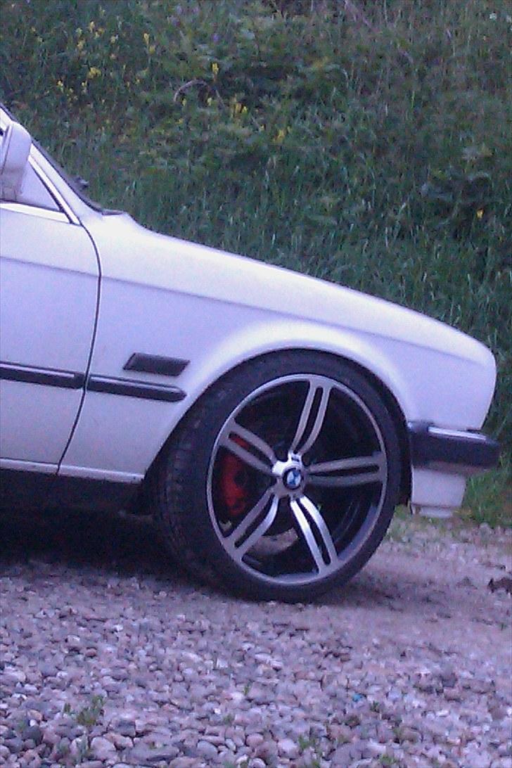 BMW e30 320i coupe billede 7