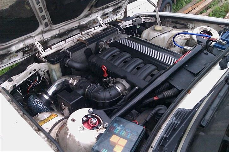 BMW e30 320i coupe billede 9