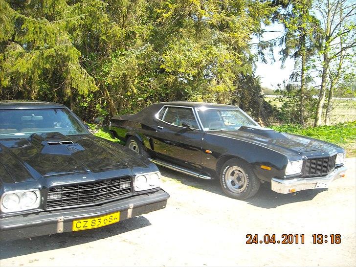 Ford ranchero 500 solgt - så kom der krom ventil dæksler på,med wing nuts billede 15