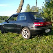 Mazda 323 BG