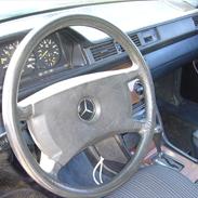 Mercedes Benz 250 D (W124)* SOLGT*