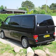 VW Caravelle VR6 supervan