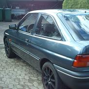 Ford escort tilsalg