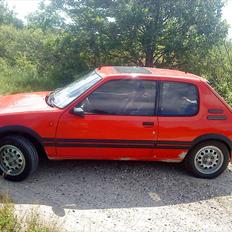 Peugeot 205 Gti 1.6 Byttet