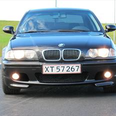 BMW 320i (Solgt)