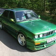 BMW E30 320i / 2,7 ETA(SOLGT)