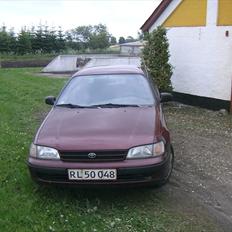 Toyota Carina E solgt