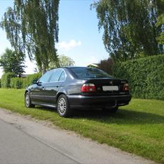 BMW E39 523IA / Solgt 2013
