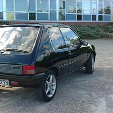 Peugeot 205 Roland Garros
