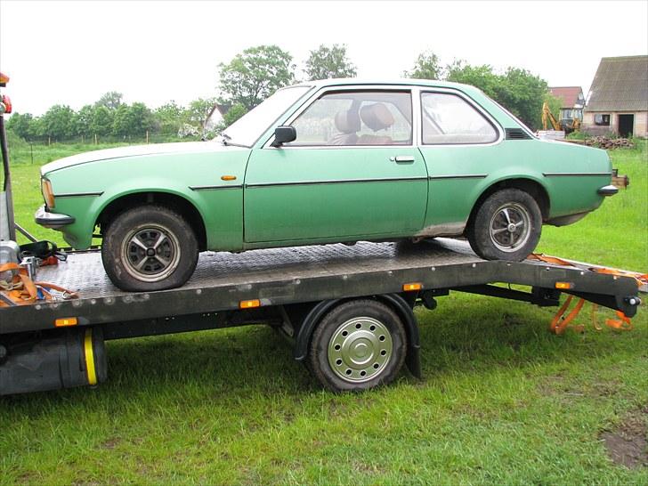 Opel Ascona B  billede 1