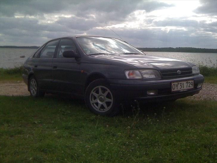 Toyota Carina E 2.0 billede 2