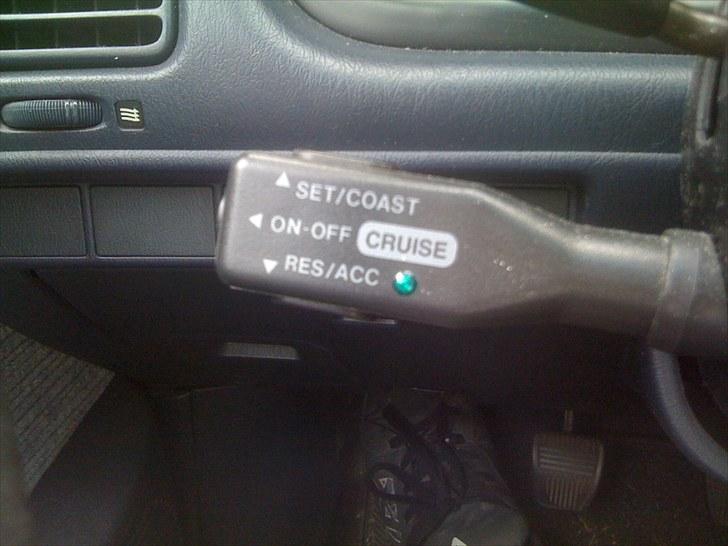 Toyota Carina E 2.0 billede 3