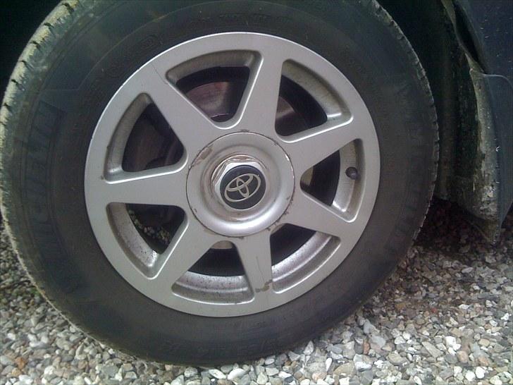 Toyota Carina E 2.0 - de kedelige med ballondæk billede 6