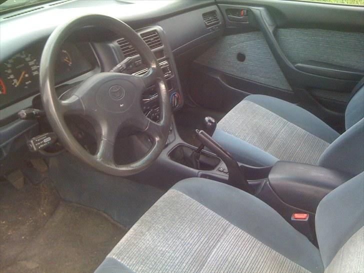 Toyota Carina E 2.0 billede 9