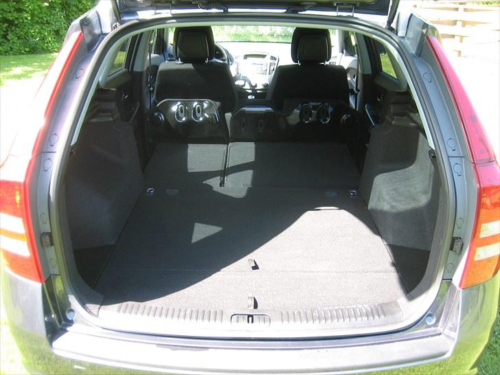 Kia Ceed 1.6 SW Exclusive - kan laves til stort bagagerum billede 14