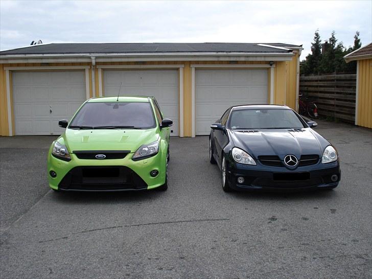 Mercedes Benz SLK 55 *solgt* - Familie billedet. 665 Hk / 950 Nm fordelt på 13 cylindre, 8 liter og en enkelt turbo... billede 14