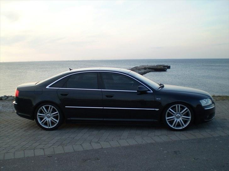 Audi A8 6.0 W12 Quattro *SOLD* billede 2