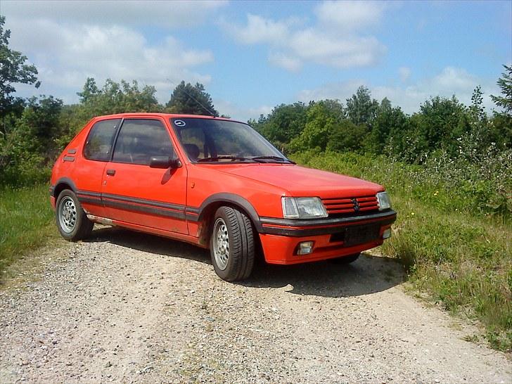 Peugeot 205 Gti 1.6 Byttet billede 1