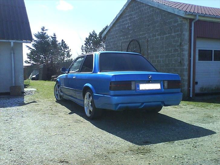 BMW E30 320i Coupé (Solgt) billede 3