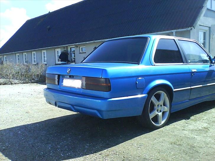 BMW E30 320i Coupé (Solgt) billede 4