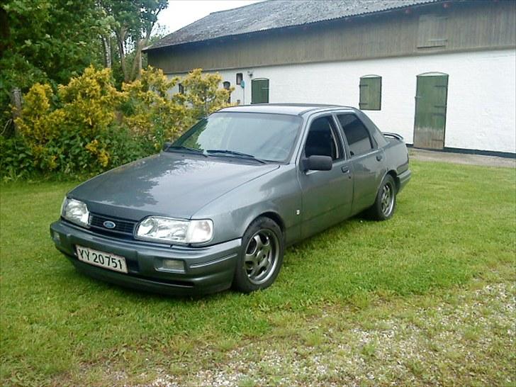 Ford Sierra 2,0 DOCH SOLGT billede 5