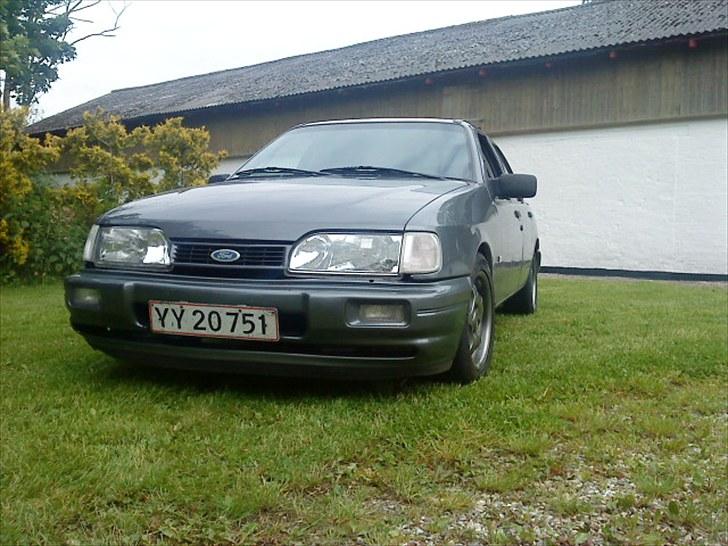Ford Sierra 2,0 DOCH SOLGT billede 6